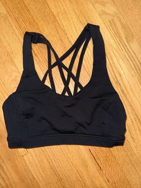 lululemon athletica Black Strappy Sports Bra with Crisscross Back